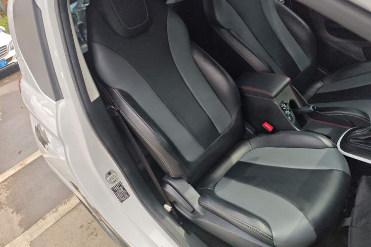 Used Roewe Clever 2022 311km QiQi BoBo Edition
