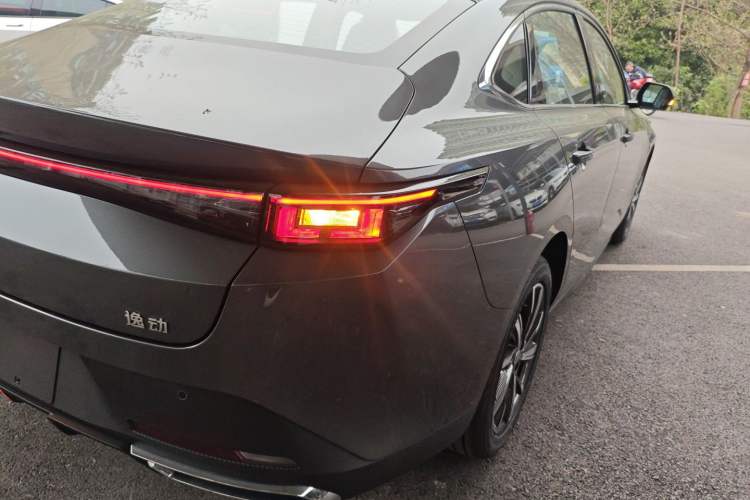 Used Changan Eado 2025 Blue Whale 1.5T 500Bar Prestige Model