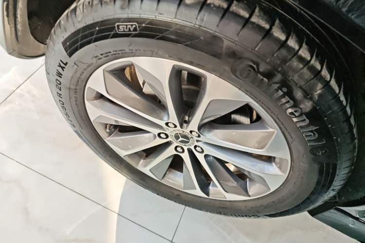 Used Mercedes-Benz GLE 2023 GLE 350 4MATIC Stylish Model
