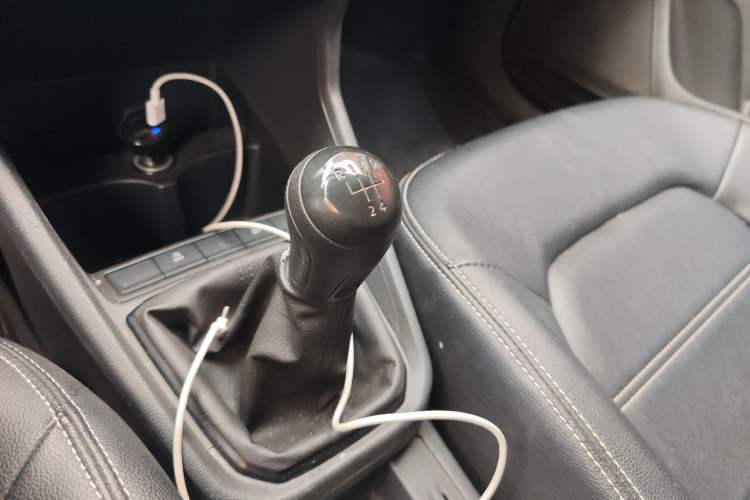 Used Volkswagen Santana 2019 1.5L Manual Fashion Edition China VI Standard
