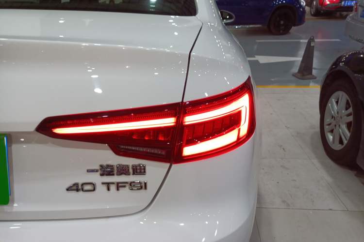 Used Audi A4L 2018 30th Anniversary Edition 40 TFSI Trendy Model
