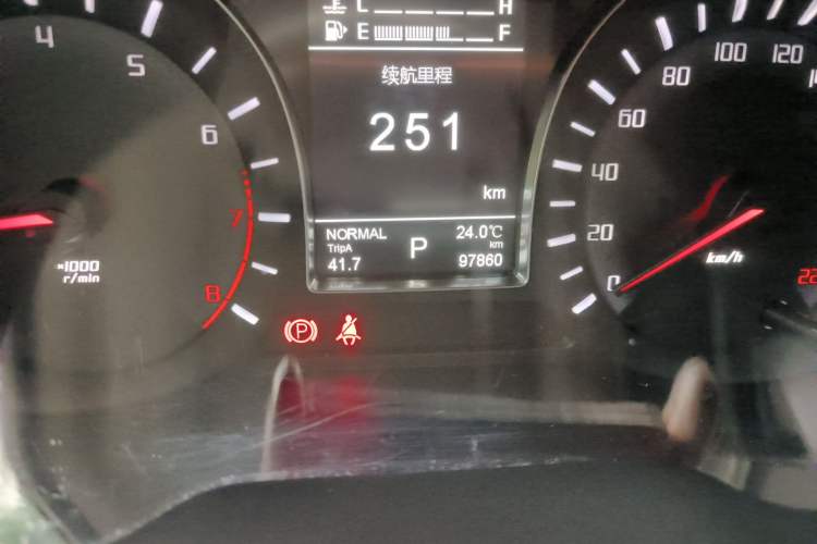 Used GAC Trumpchi GS4 2017 235T Automatic Two-Wheel Drive Luxury Smart Connectivity Version Odometer Close Up