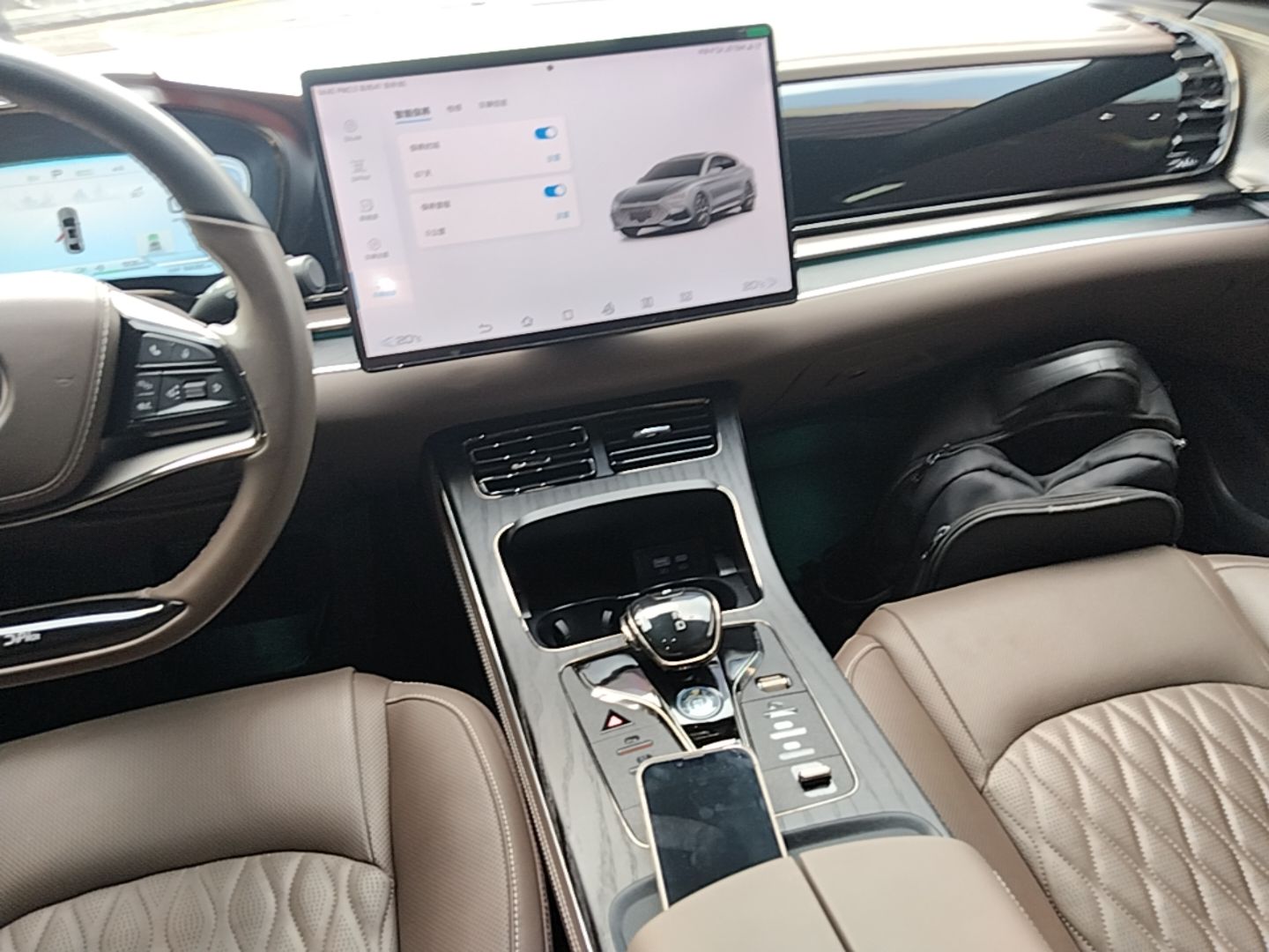 BYD Han 2023 DM-i Champion Edition 121KM Prestige Model - Prestige — снимка 15