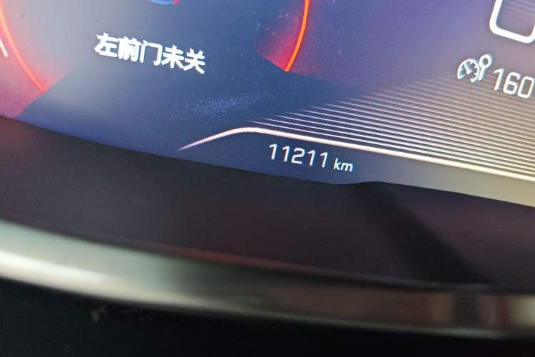 Used Peugeot 4008 2017 350THP Elite Edition Odometer Close Up