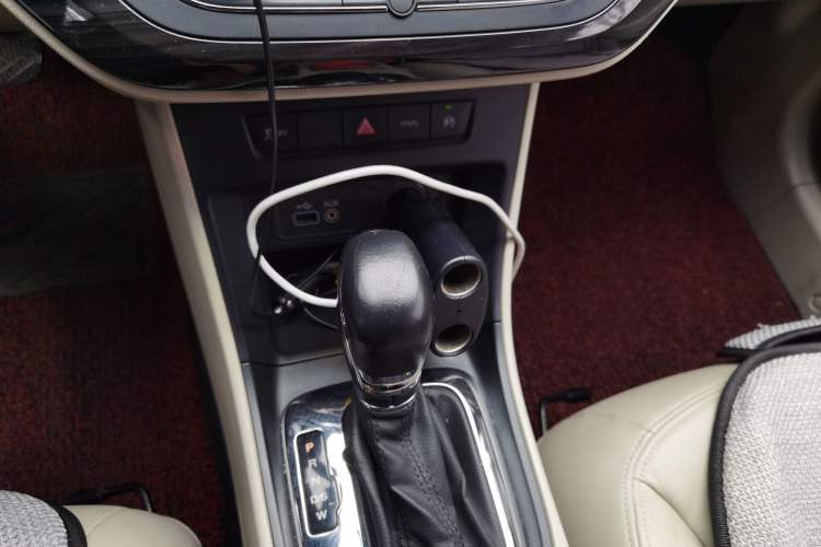 Used Roewe 360 2015 20T TST Deluxe Edition
