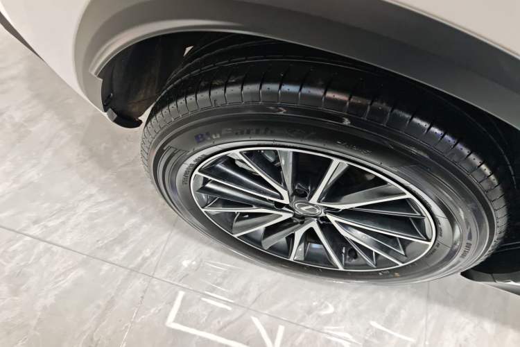 Used Lexus NX 2024 350h Front-Drive Xinchu Version