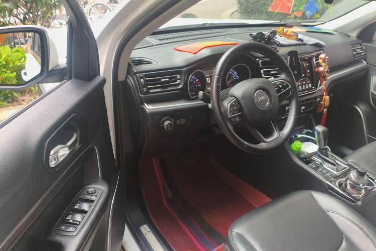 Used Jeep Grand Commander 2018 2.0T Two-Wheel Drive Enjoy Edition China V