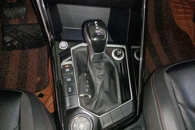 Used Volkswagen Tayron 2019 330TSI Four-Wheel Drive Luxury Version China V Standard
