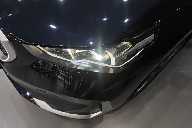 Used BMW 5 Series 2024 530Li Leading Luxury Package
