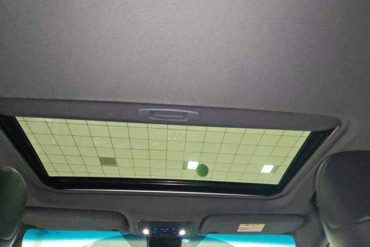 Used Toyota Avalon 2019 2.0L Luxury Edition China VI Standard