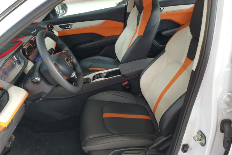 Used Dongfeng Aeolus Yixuan 2023 Mach Edition 1.5L Automatic Chasing Wind Version