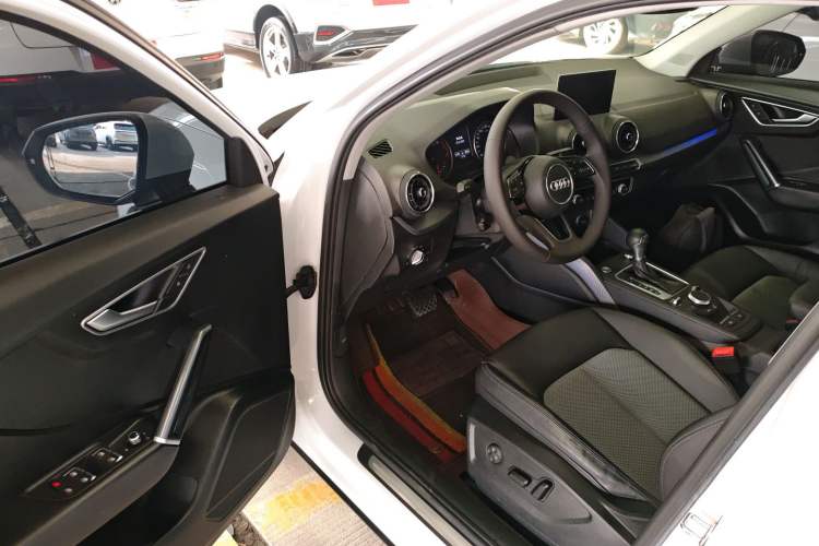 Used Audi Q2L 2021 35 TFSI Fashionable and Elegant Model
