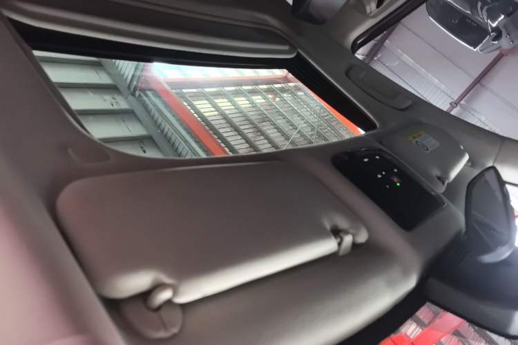 Used Toyota Camry 2024 Dual-Motor 2.0 HGVP Luxury Edition Headliner