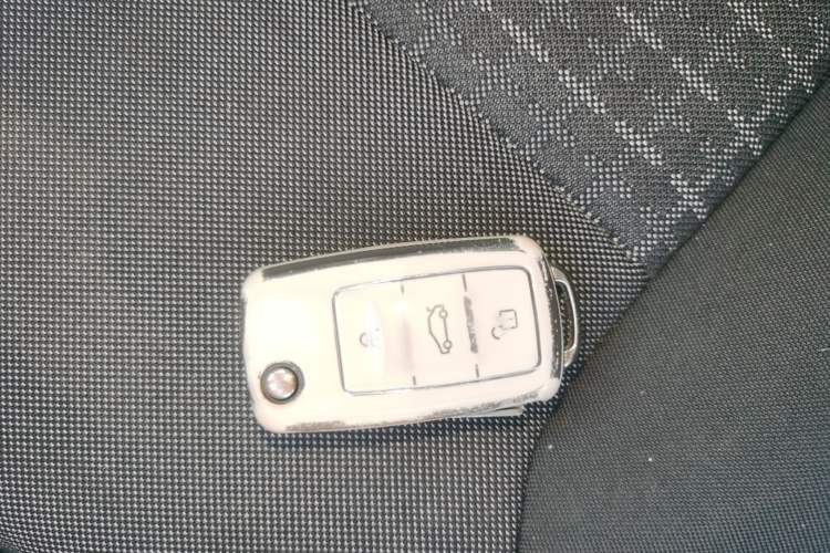 Used Volkswagen Polo 2014 1.4L Automatic Comfort Edition Interior 1