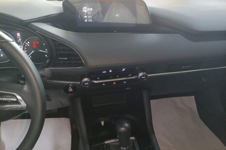 Used Mazda Mazda 3 Axela 2023 2.0L Automatic Zhiyao Edition
