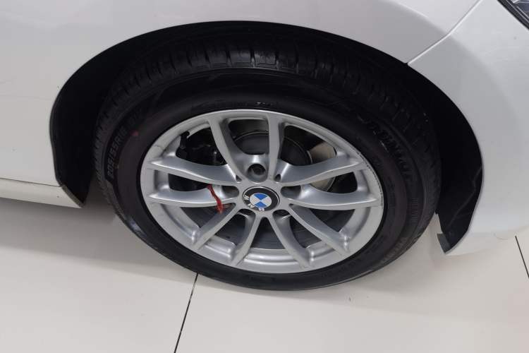 Used BMW 1 Series 2016 118i Urban Design Package Right Front Wheel Hub