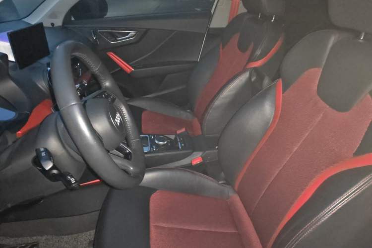 Used Audi Q2L 2018 35 TFSI Fashion Dynamic Version China VI Emission Standard
