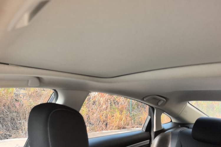 Used Honda Civic 2016 220TURBO CVT Luxury Edition
