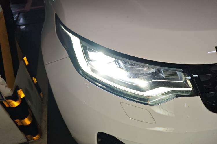 Used Land Rover Discovery 2022 360 PS R-Dynamic S (Imported)