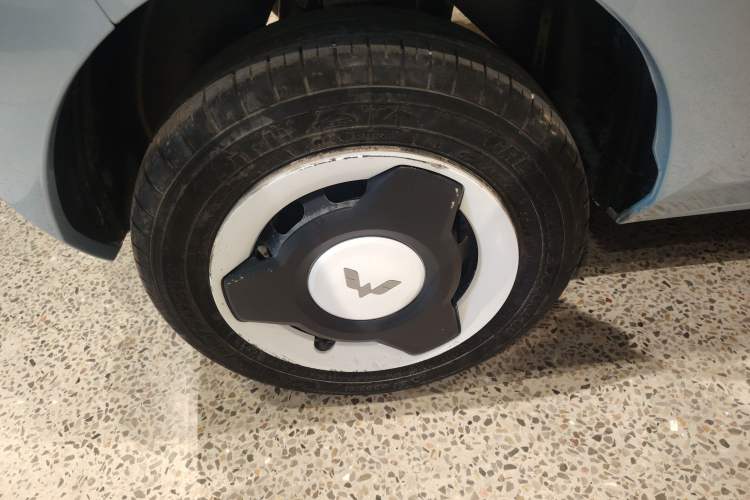 Used Wuling Hongguang MINIEV 2022 Easy Version Lithium Iron Phosphate