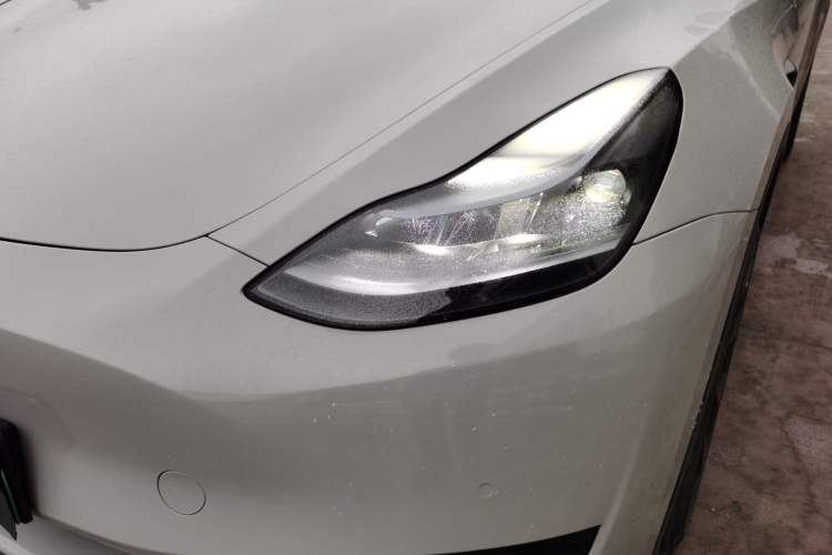 Used Tesla Model Y 2022 Rear-Wheel-Drive Version
