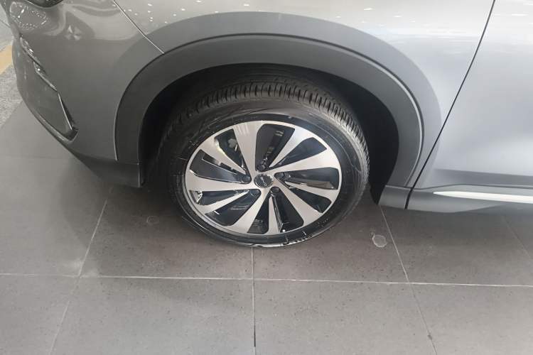 Used BYD Song PLUS New Energy 2024 Honor Edition EV 520km Premium Model