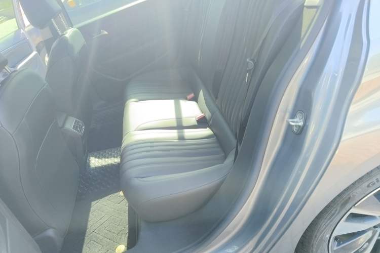 Used Peugeot 408 2022 1.6T Light-Chasing Edition Left Rear Seat