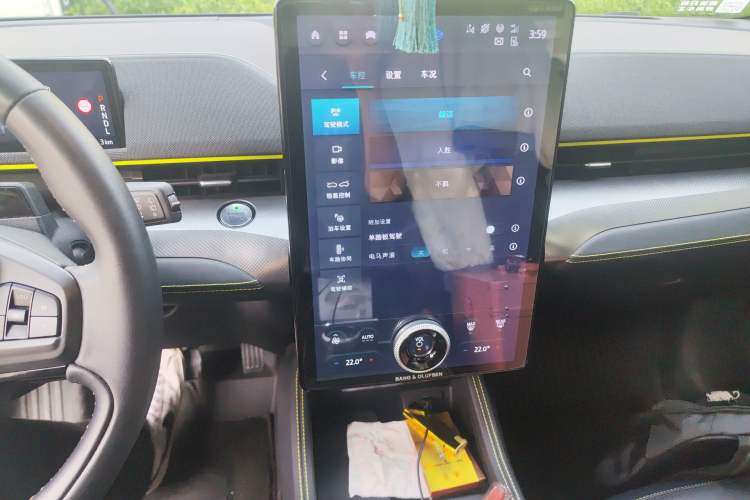 Used Ford Mustang Mach-E 2024 Trend Edition (Long-Range) Audio And AC Panel