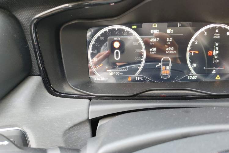 Used Lynk & Co 02 2019 1.5T DCT Two-Wheel Drive Pro Edition China VI Standard Odometer Close Up