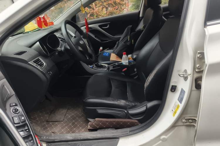 Used Hyundai Elantra (5th Generation / Langdong) 2015 1.6L Automatic Leading Model Left Front Seat