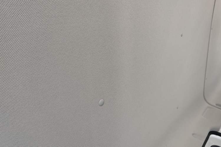 Used Wuling Yangguang 2025 Model 400km Bus Edition—Comfort Edition