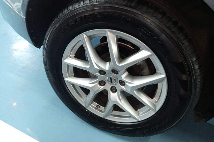 Used Volvo XC60 2019 T5 4x4 Smart Edition China VI Standard