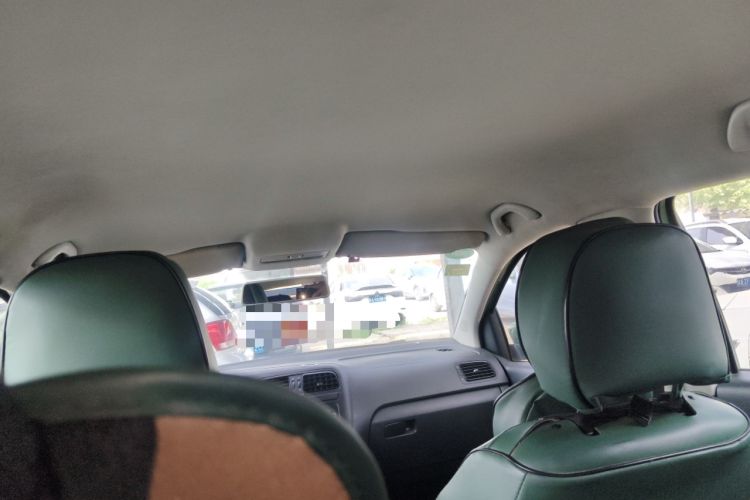 Used Volkswagen Polo 2013 1.4L Manual Fashion Edition Headliner