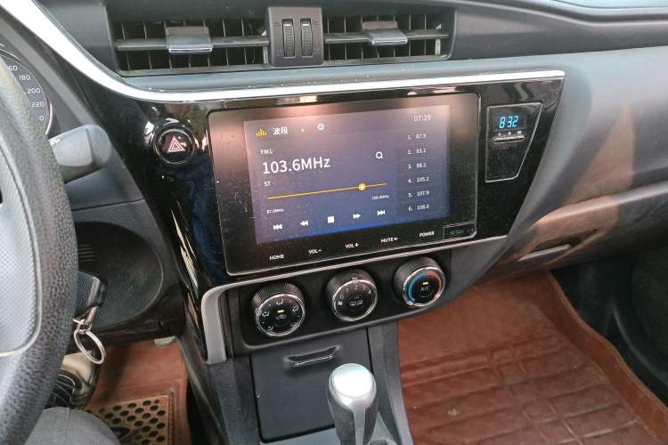 Used Toyota Corolla 2018 1.2T S-CVT GL-i Zhihui Edition Audio And AC Panel