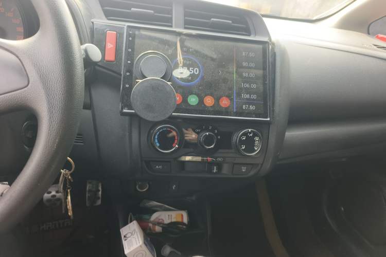 Used Honda Fit 2014 1.5L LX Manual Comfort Model
