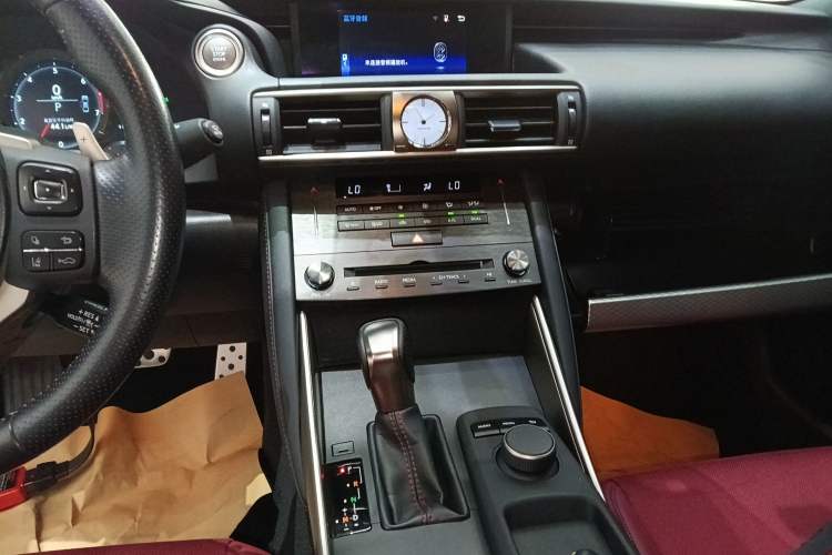 Used Lexus IS 2017 300 F SPORT Edition
