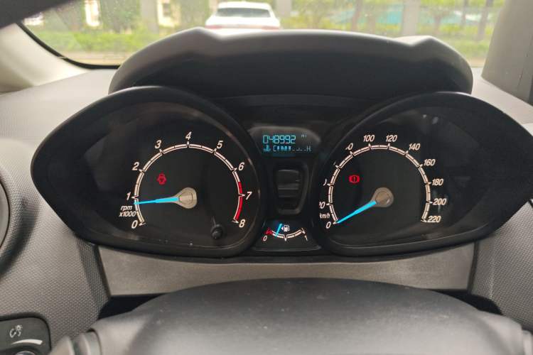 Used Ford Fiesta 2013 Sedan 1.5L Manual Fashion Edition
