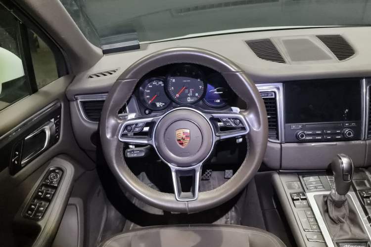 Used Porsche Macan 2017 Macan 2.0T