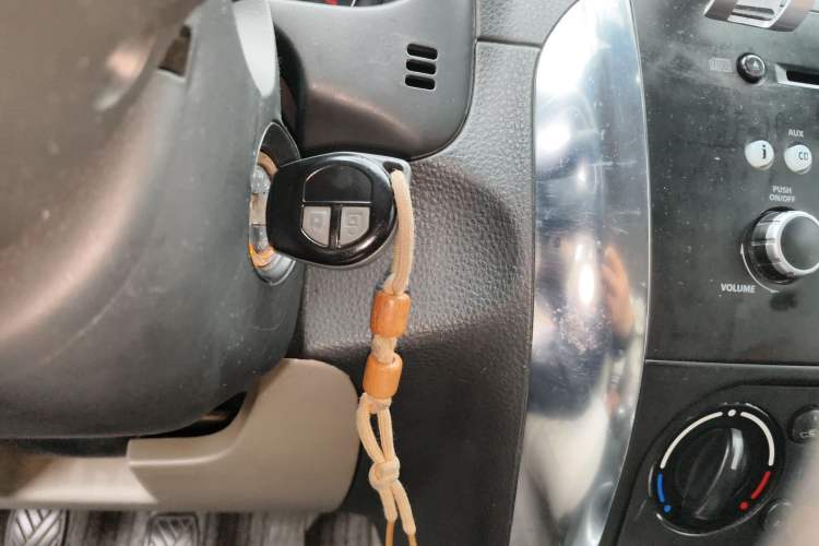 Used Suzuki SX4 2011 Hatchback 1.6L Manual Dynamic Model Vehicle Key