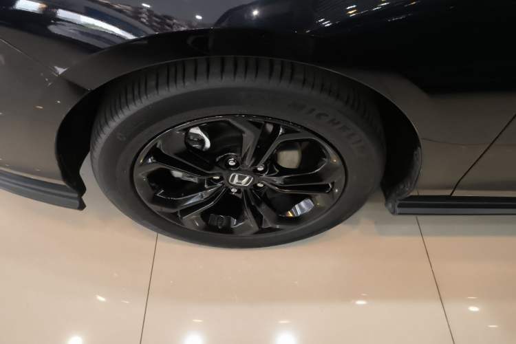 Used Honda Accord 2025 260TURBO Luxury Edition Left Front Wheel Hub