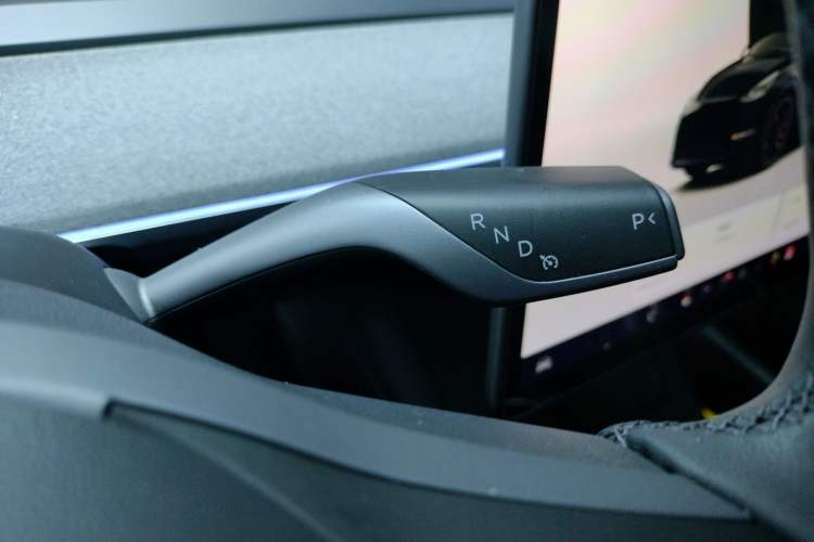 Used Tesla Model Y 2023 High-Performance All-Wheel-Drive Version