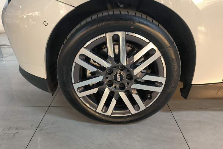 Used MINI Electric MINI COOPER 2025 456km COOPER E Classic Style
