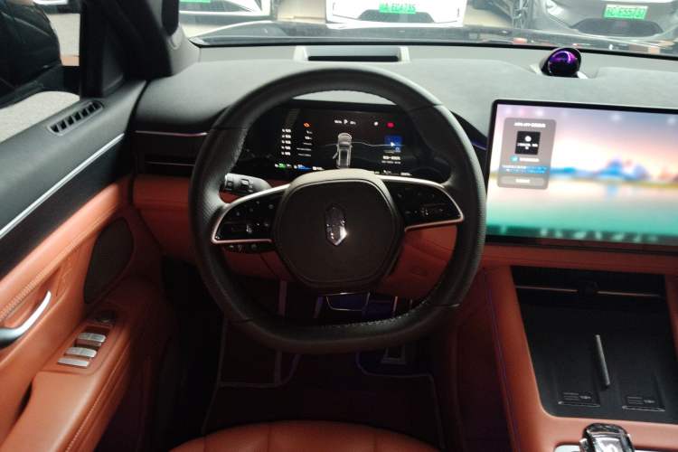 Used Hima AITO M7 2024 1.5T Intelligent Drive Rear-Drive Ultra Version 5 Seats Steering Wheel