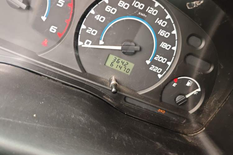 Used JMC Transit 2019 2.8T Commercial Version Short Wheelbase Mid-Roof 6-Seater China VI JX493