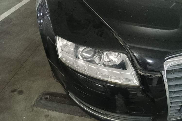 Ojetý Audi A6L 2011 2.0 TFSI Automatic Standard Edition