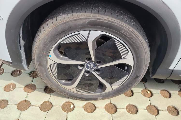 Used BYD Yuan PLUS 2025 Intelligent Driving Version 510 KM Beyond-Grade Edition Left Front Wheel Hub