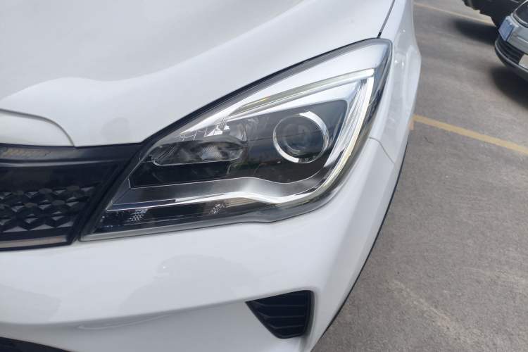 Used CHANGAN OSHAN COS5 2021 1.6L CVT Luxury Model Left Front Headlight