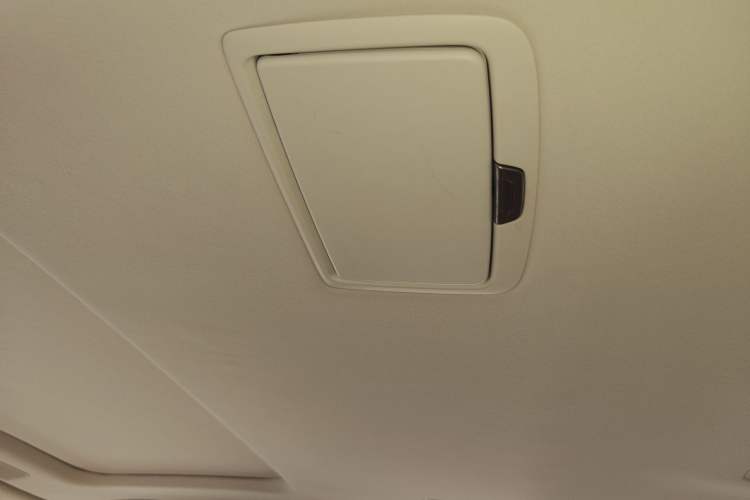 Used Lexus LS 2018 500h Excellence Edition China VI standard