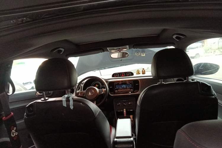 Used Volkswagen Beetle 2013 1.4 TSI Comfort Model
