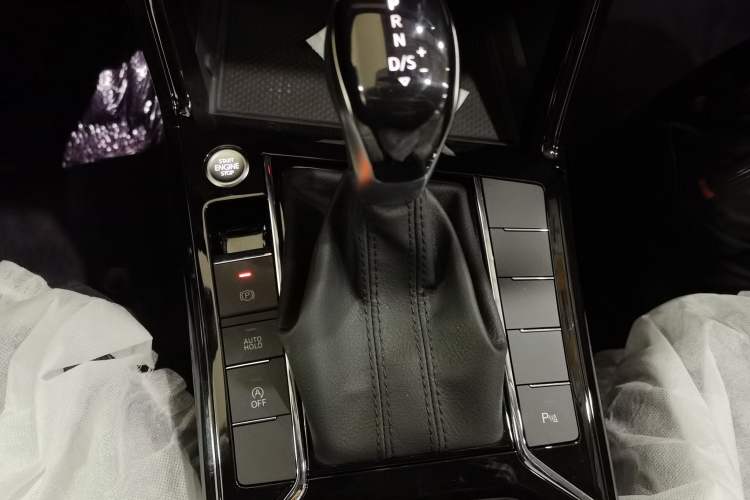 Used Volkswagen Passat 2026 Model, Outstanding 330TSI Xingkong Elite Edition